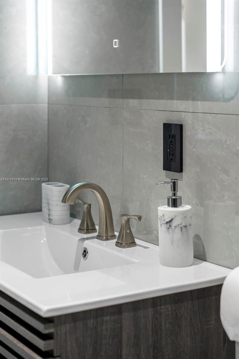 1101 N 14th Ave, Hollywood, FL 33020 Photo