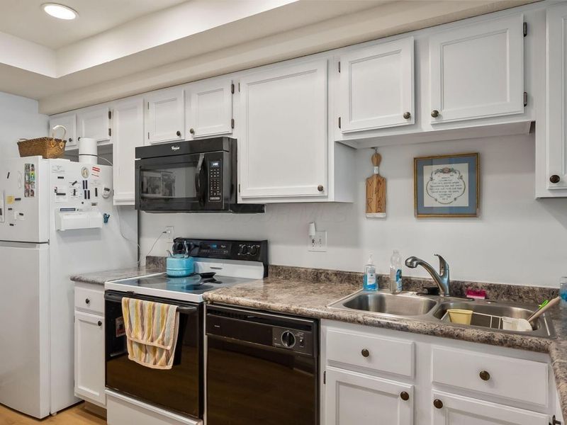 2546 TIMBERSIDE Drive, Columbus, OH 43235 Photo 12