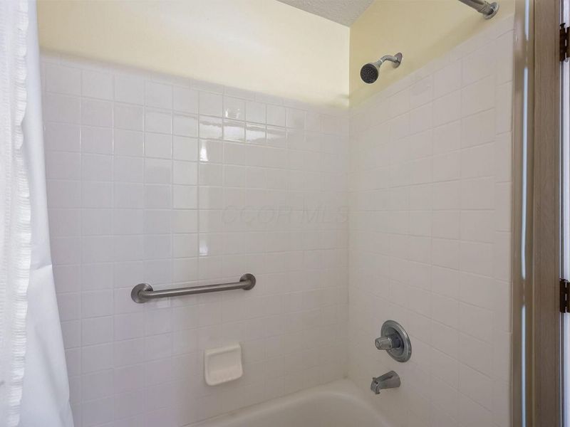 2546 TIMBERSIDE Drive, Columbus, OH 43235 Photo 15