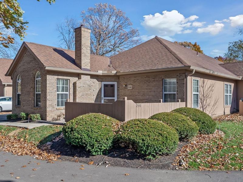 2546 TIMBERSIDE Drive, Columbus, OH 43235 Photo 2