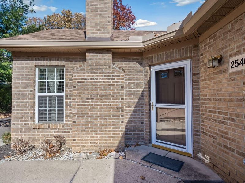 2546 TIMBERSIDE Drive, Columbus, OH 43235 Photo 3