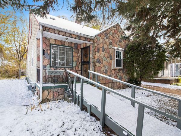 19442 Moenart Street, Detroit, MI 48234