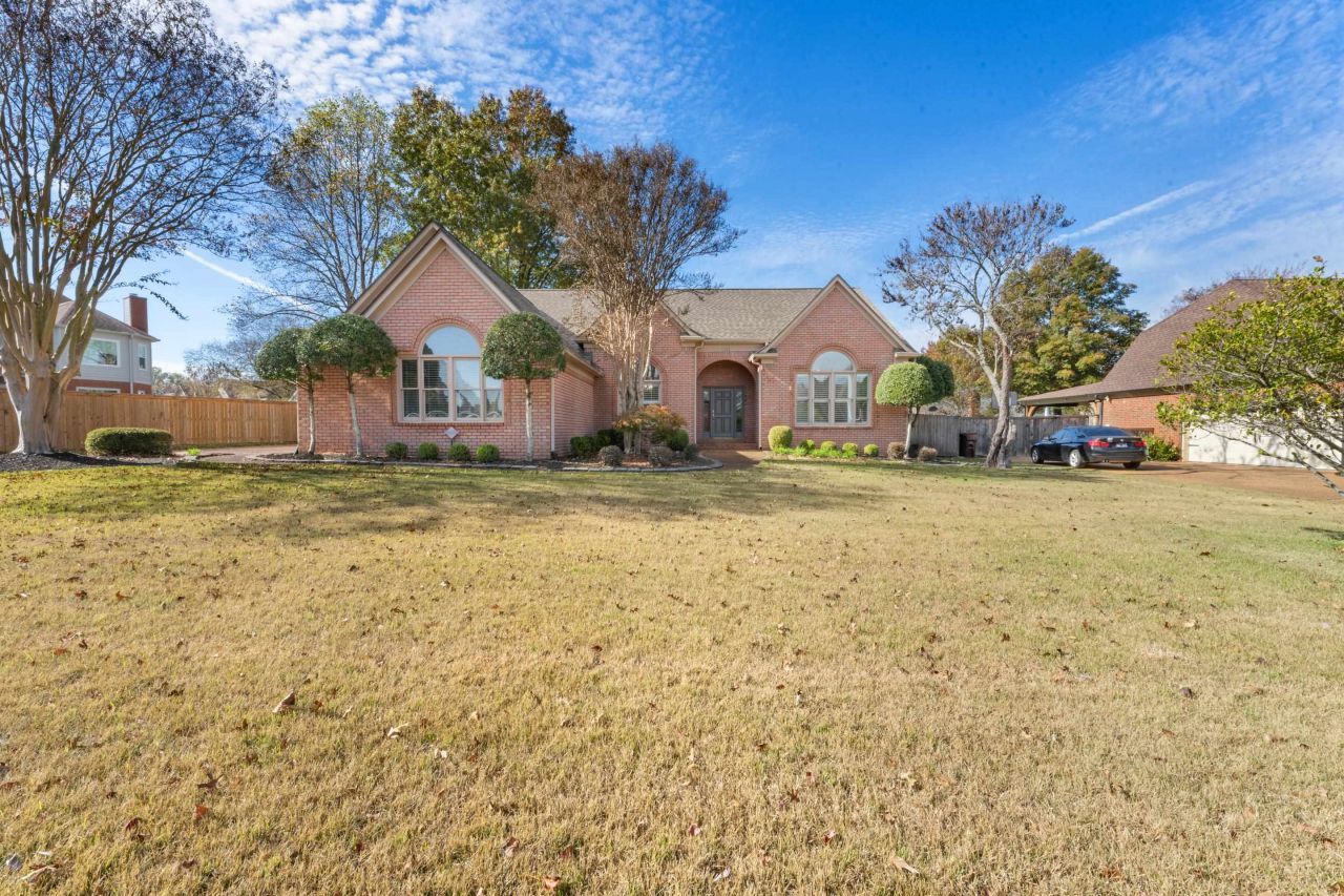 1393 Crossview Ln, Collierville, TN 38017 Main Photo