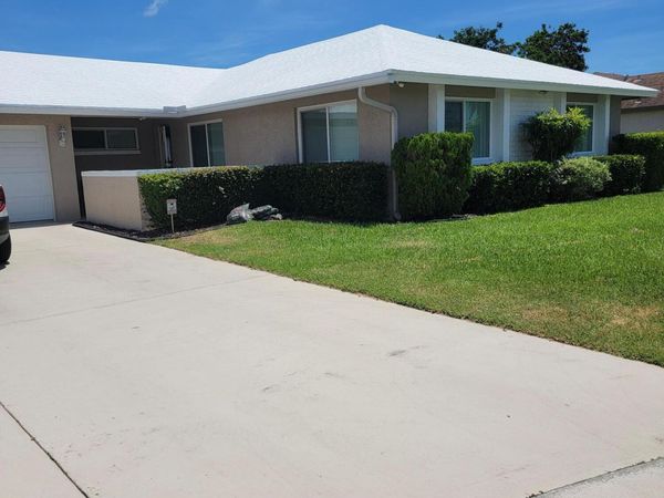 27 Vista Del Rio, Boynton Beach, FL 33426