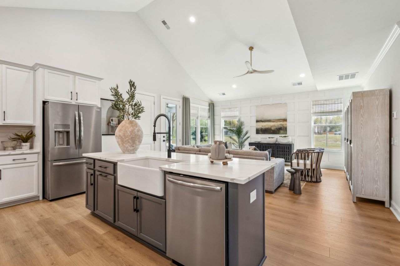 6 Cantona Drive Photo 18