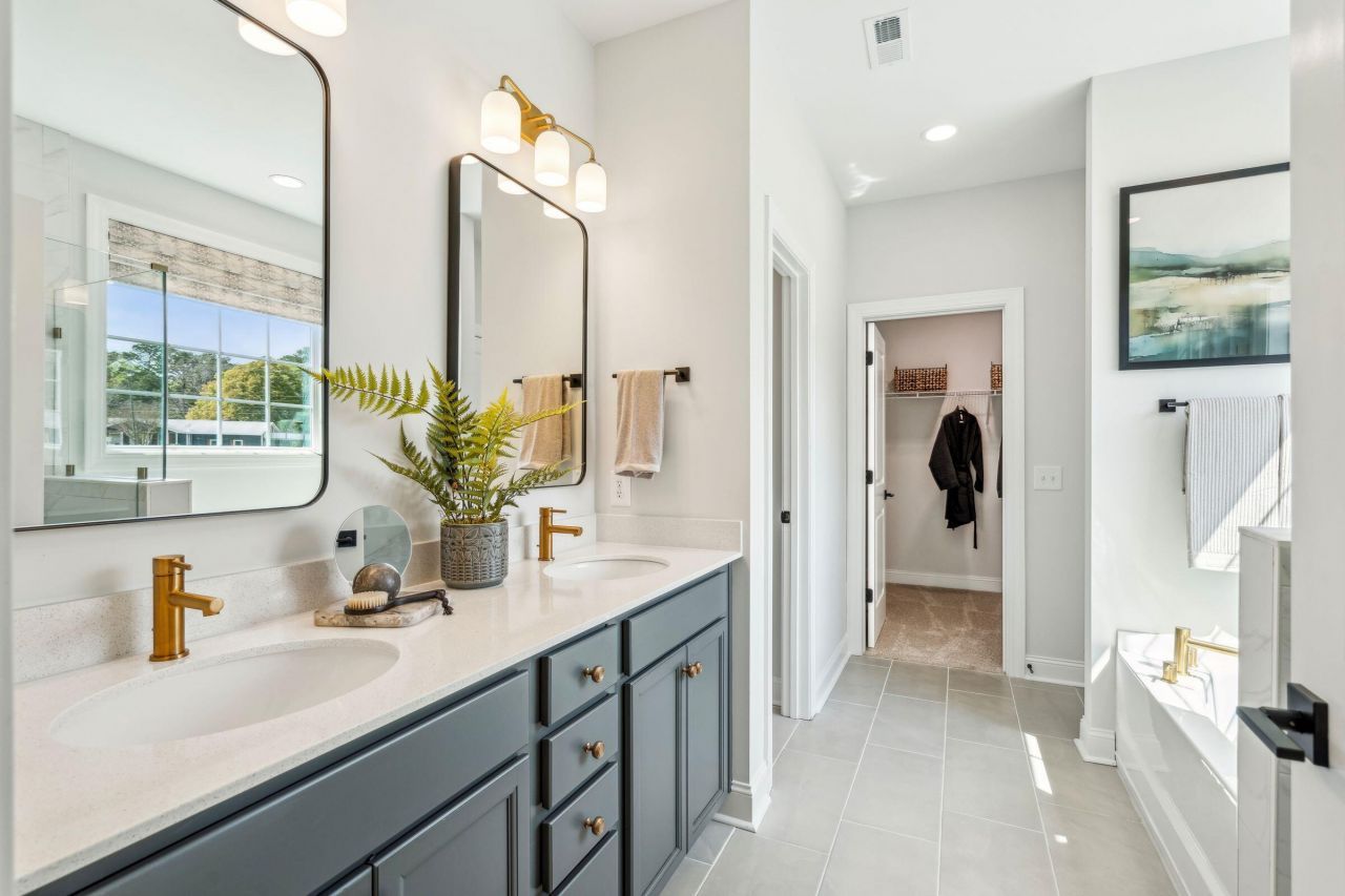 6 Cantona Drive Photo 33