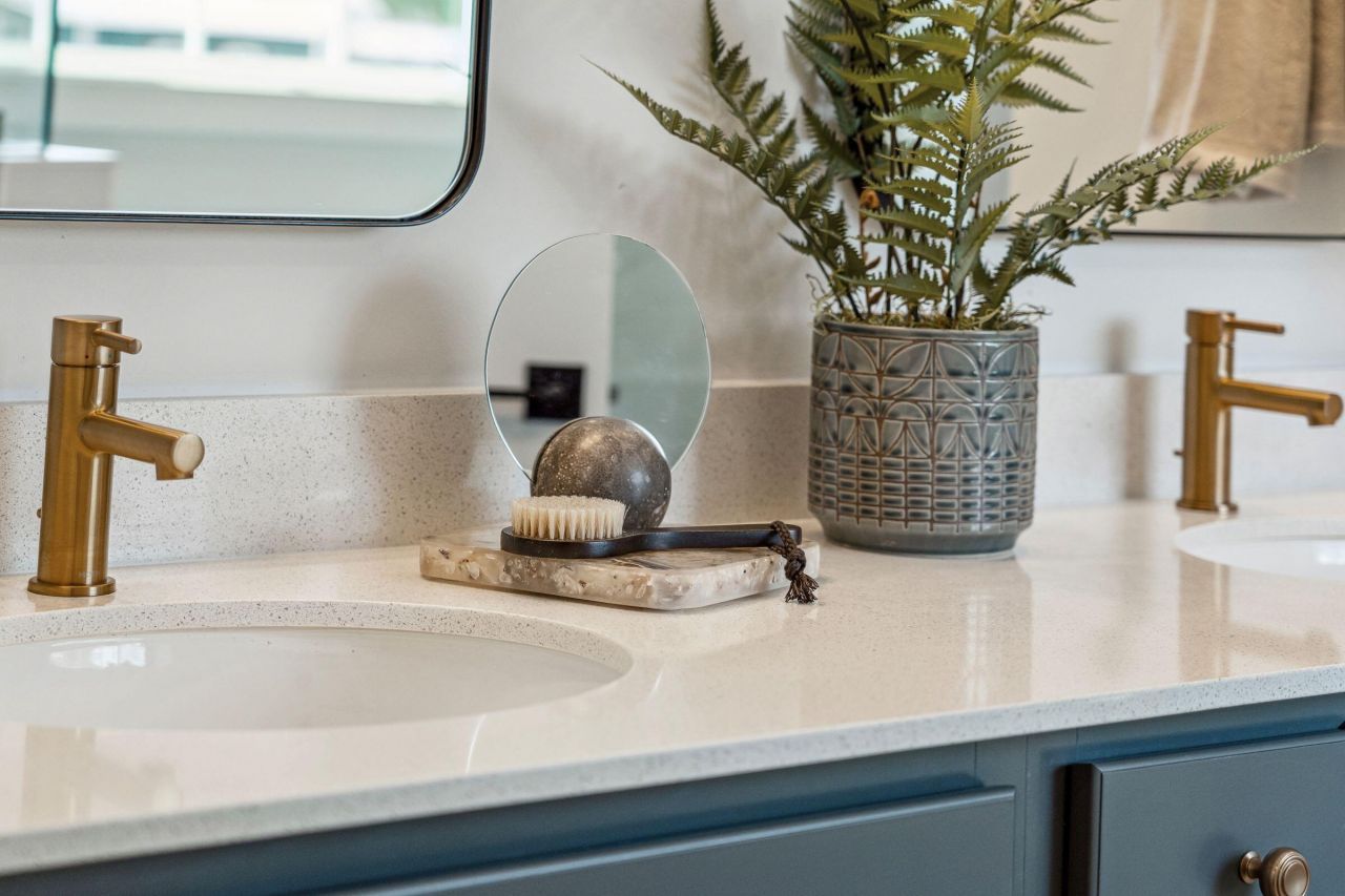 6 Cantona Drive Photo 34