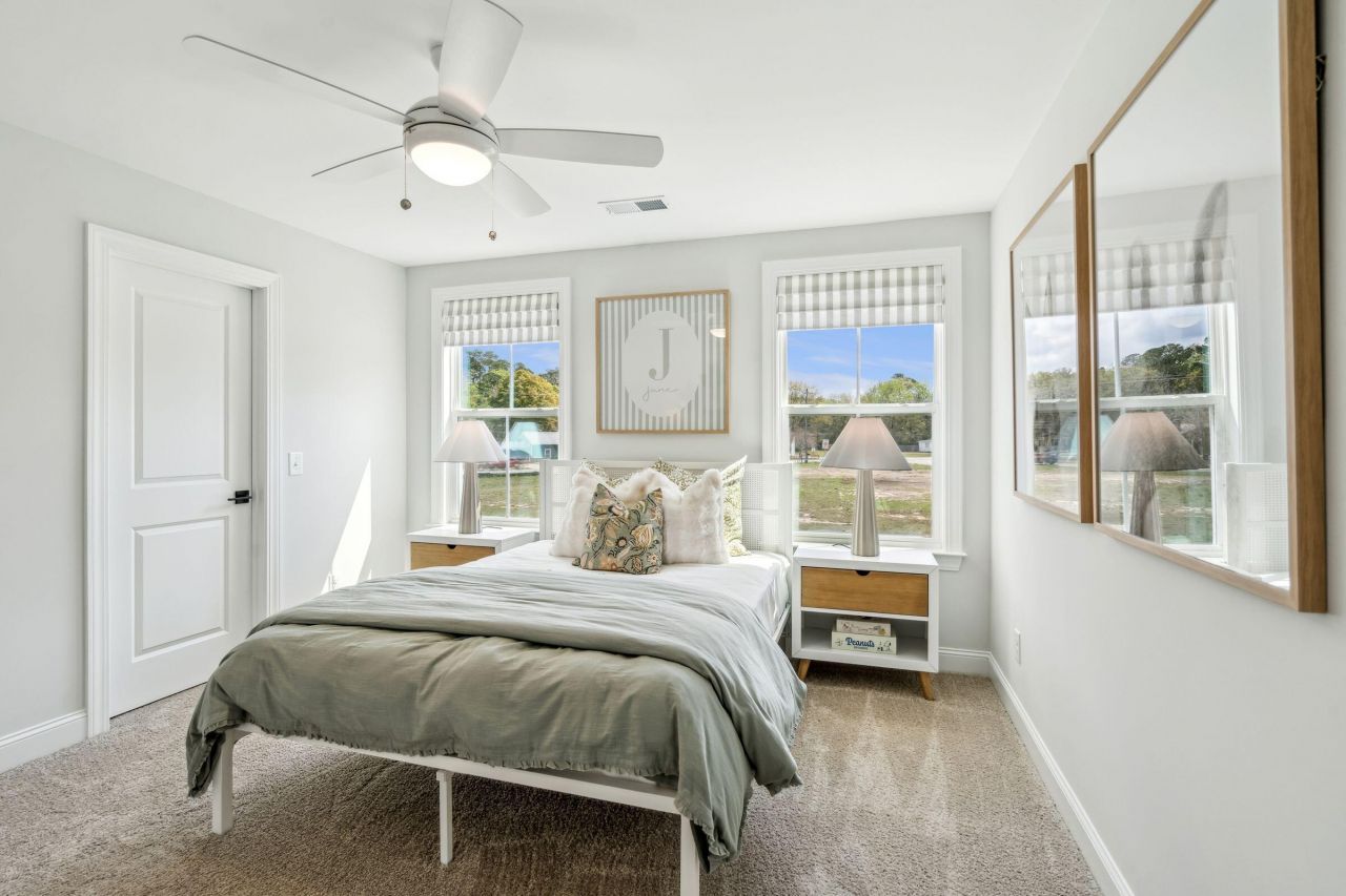 6 Cantona Drive Photo 57