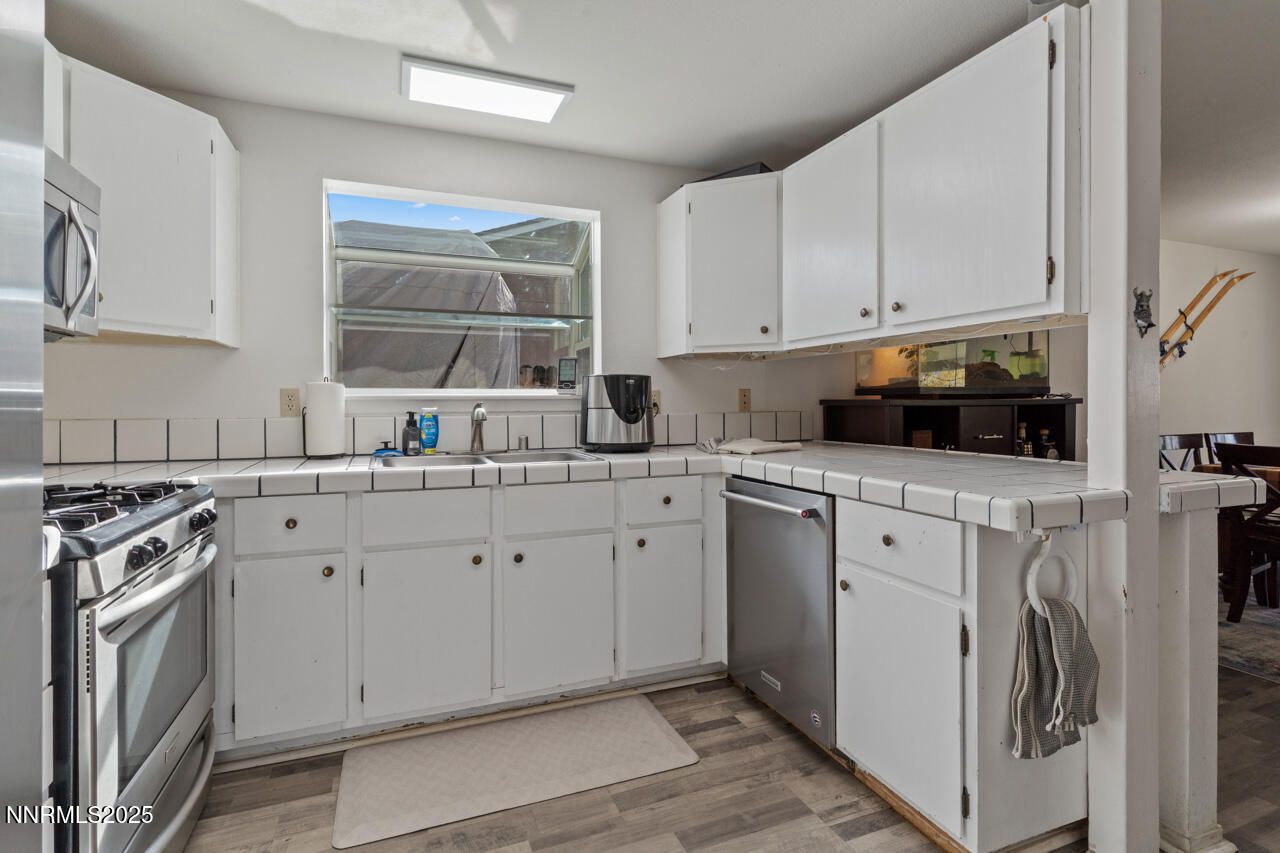 751 Hornet Drive, Gardnerville, NV 89460 Photo