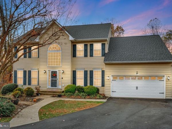 8 OAK CREST COURT, FREDERICKSBURG, VA 22405
