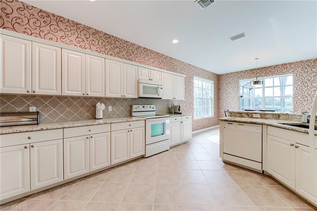 21900 Longleaf Trail Dr, Estero, FL 34135 Photo