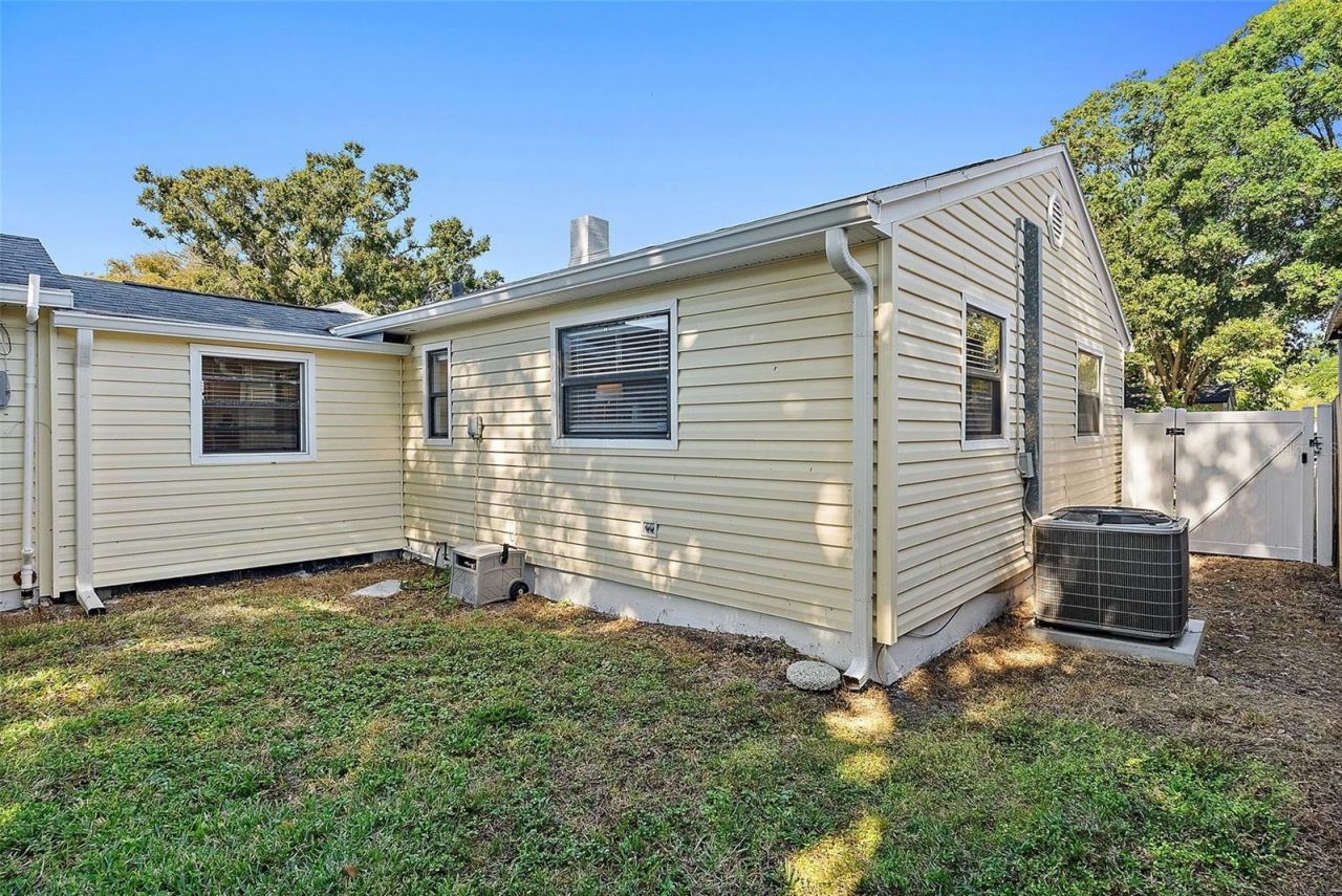 4030 3rd Avenue N, Saint Petersburg, FL 33713 Photo