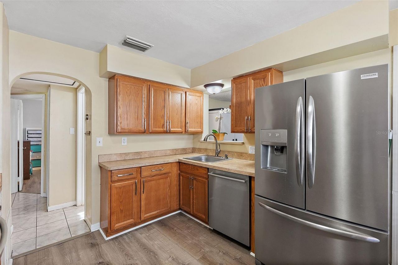 4030 3rd Avenue N, Saint Petersburg, FL 33713 Photo