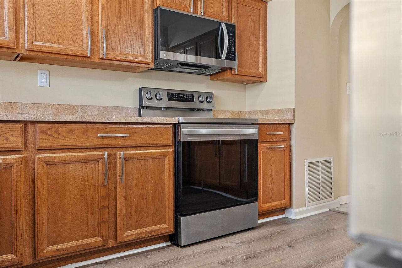 4030 3rd Avenue N, Saint Petersburg, FL 33713 Photo