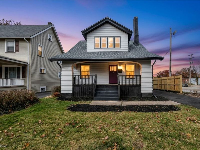 828 Nela View Road, Cleveland, OH 44112 Photo 1