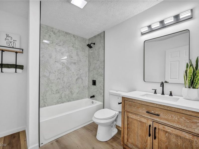 828 Nela View Road, Cleveland, OH 44112 Photo 28