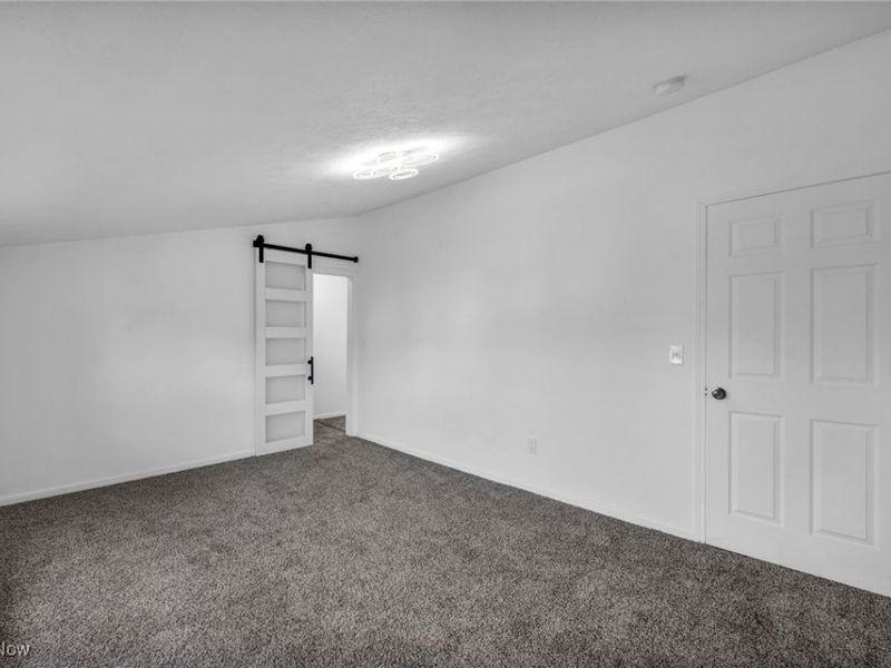 828 Nela View Road, Cleveland, OH 44112 Photo 29