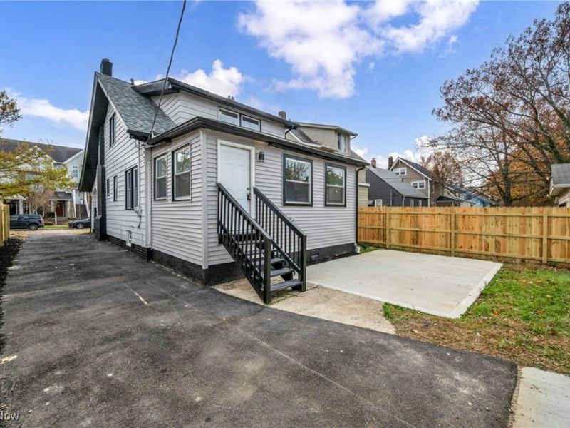 828 Nela View Road, Cleveland, OH 44112 Photo 41