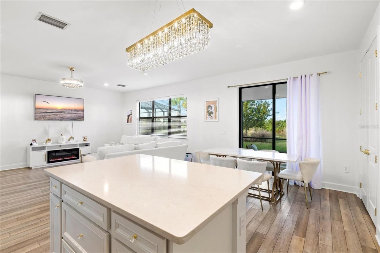 16235 Pine Mist Drive, Bradenton, FL 34211 Photo