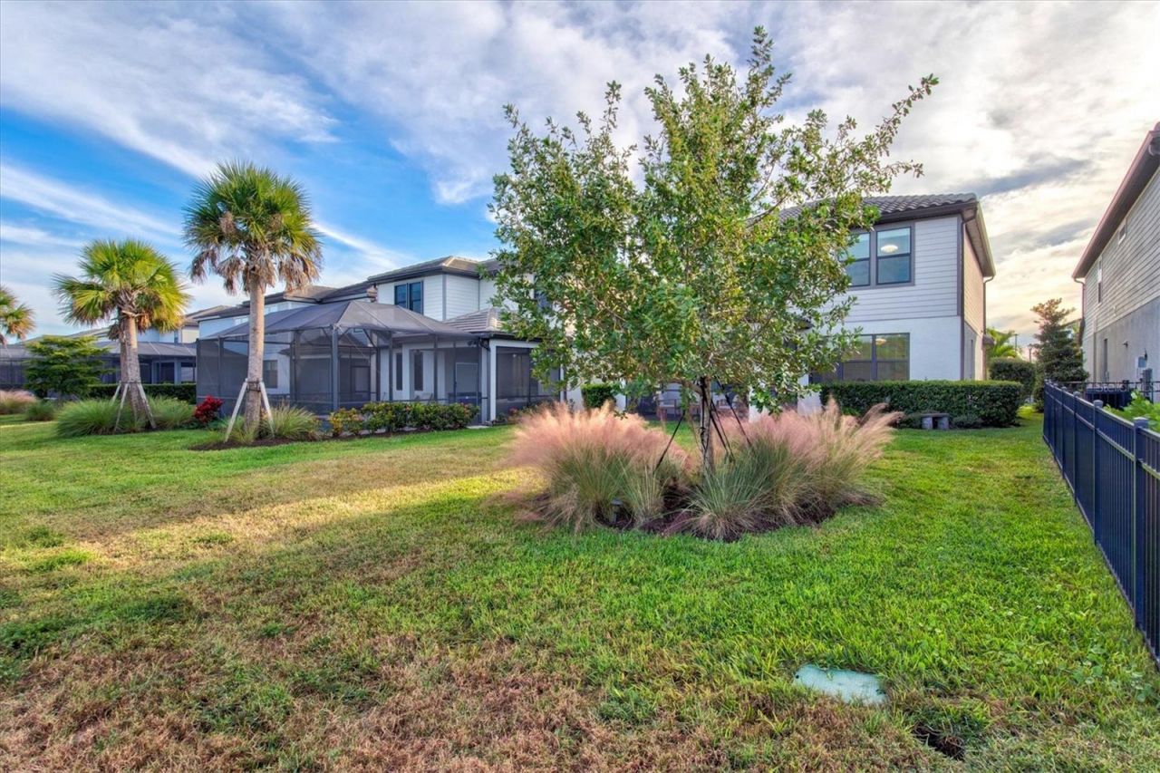 16235 Pine Mist Drive, Bradenton, FL 34211 Photo
