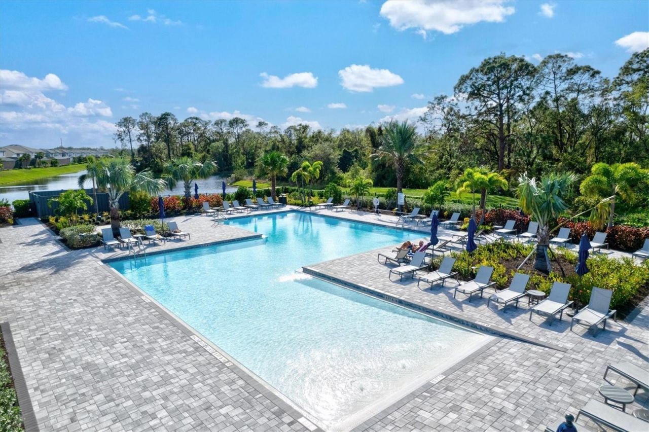 16235 Pine Mist Drive, Bradenton, FL 34211 Photo