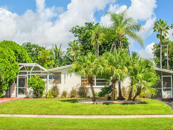 8911 SW 197th Street, Cutler Bay, FL 33157