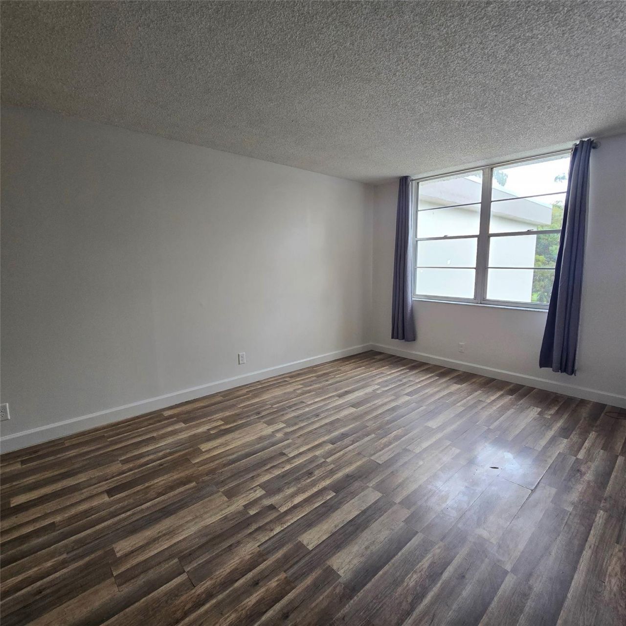 4898 NW 29th Court, Unit 412, Lauderdale Lakes, FL 33313 Photo