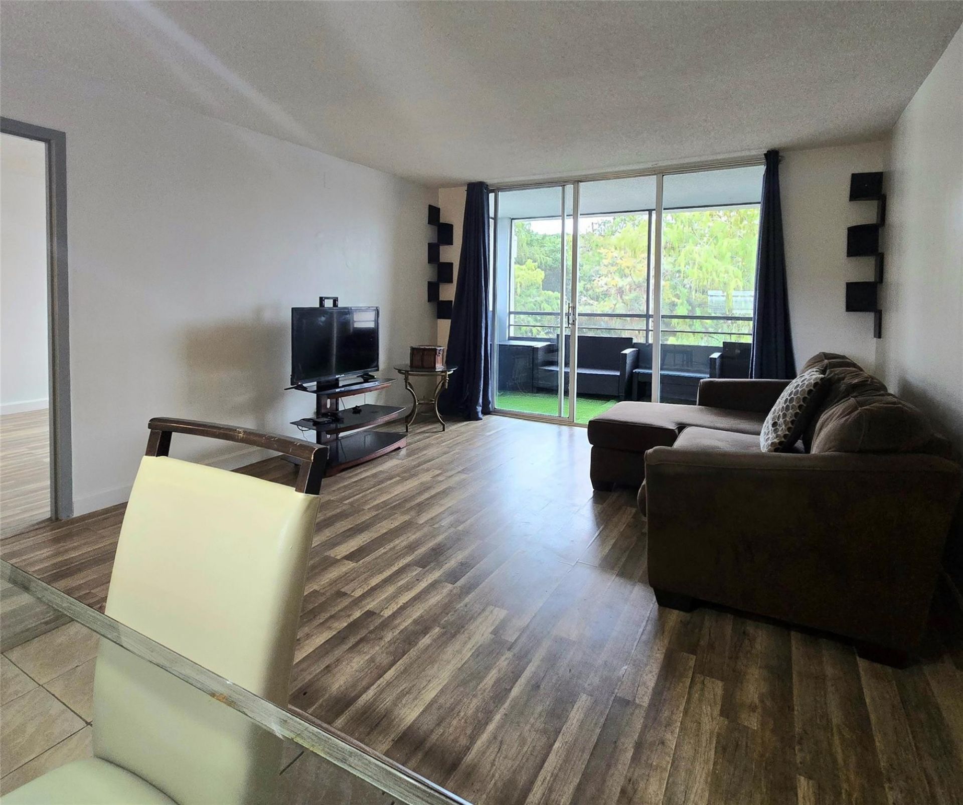 4898 NW 29th Court, Unit 412, Lauderdale Lakes, FL 33313 Photo