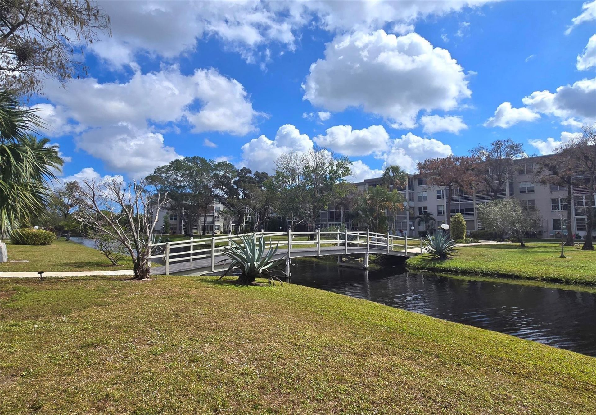 4898 NW 29th Court, Unit 412, Lauderdale Lakes, FL 33313 Photo