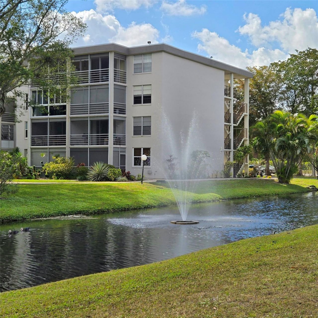 4898 NW 29th Court, Unit 412, Lauderdale Lakes, FL 33313 Photo