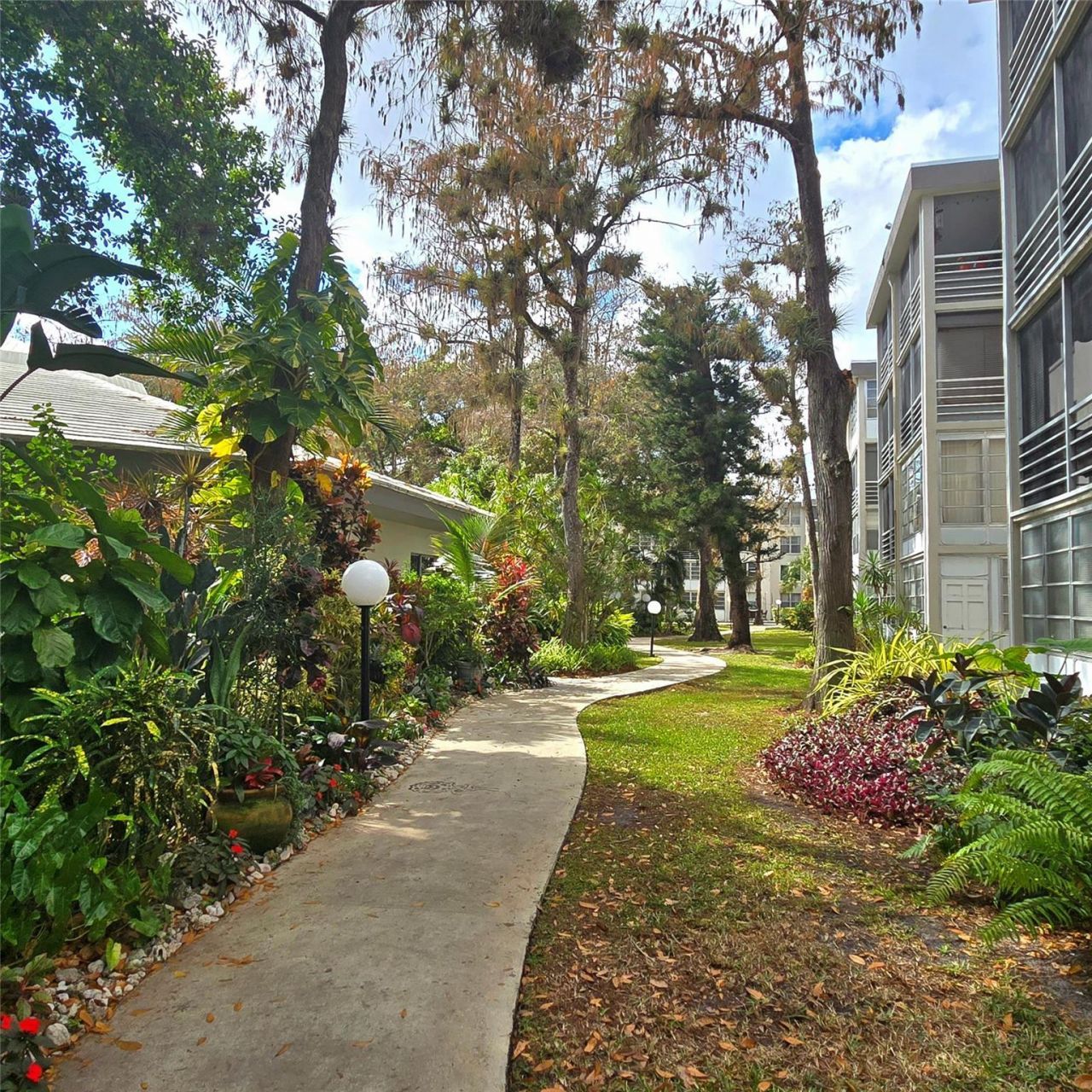 4898 NW 29th Court, Unit 412, Lauderdale Lakes, FL 33313 Photo