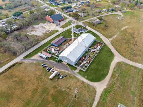 509 Clark Street, Unit 1, Italy, TX 76651