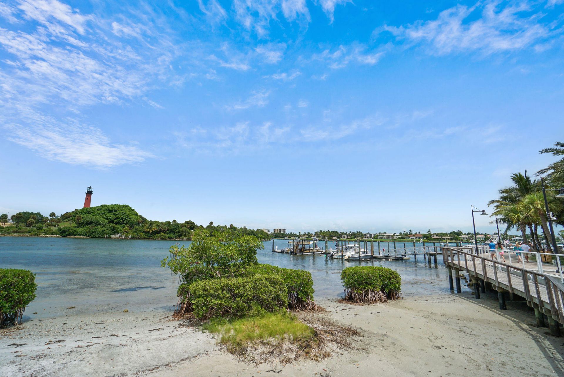 125 Sand Pine Drive, Jupiter, FL 33477 Photo