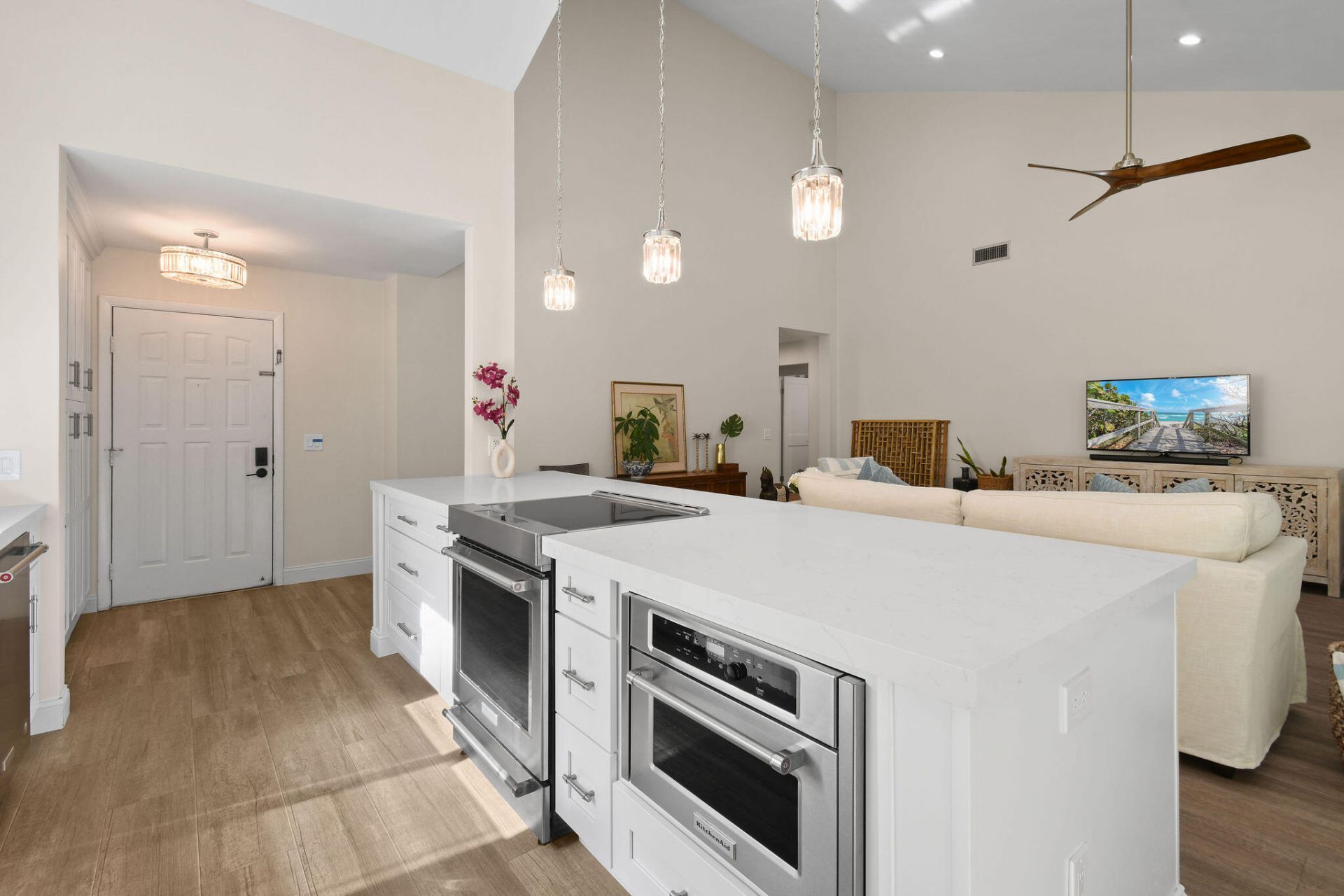 125 Sand Pine Drive, Jupiter, FL 33477 Photo