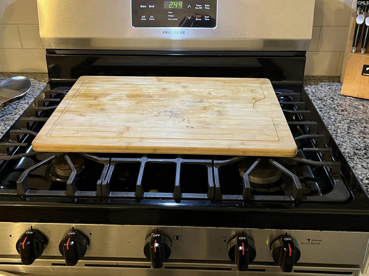 228 Bickley View Court Photo 11