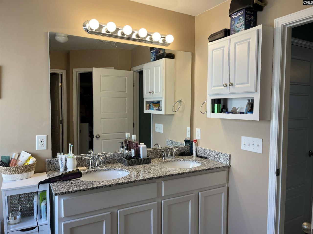 228 Bickley View Court Photo 26