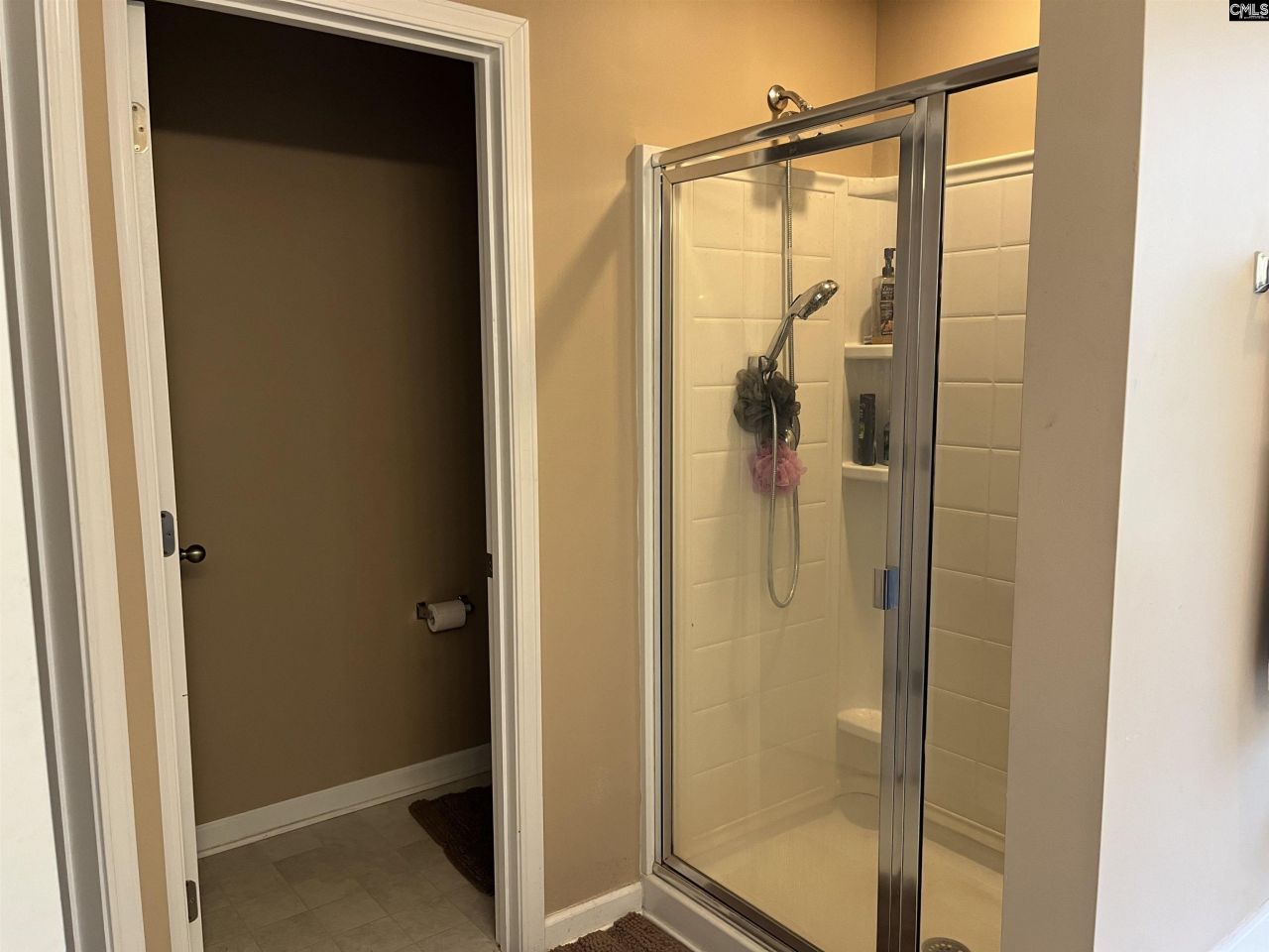 228 Bickley View Court Photo 29