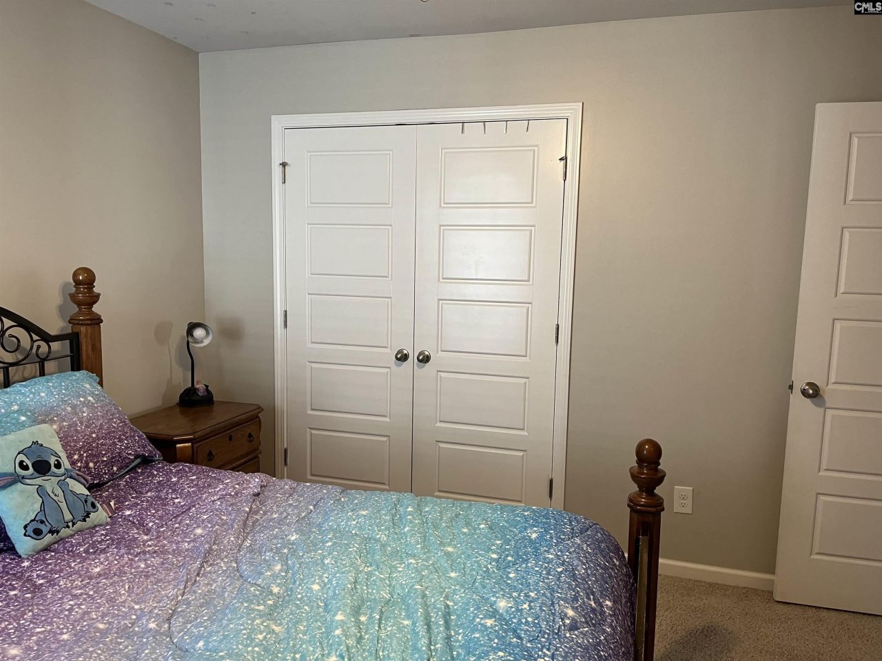 228 Bickley View Court Photo 34