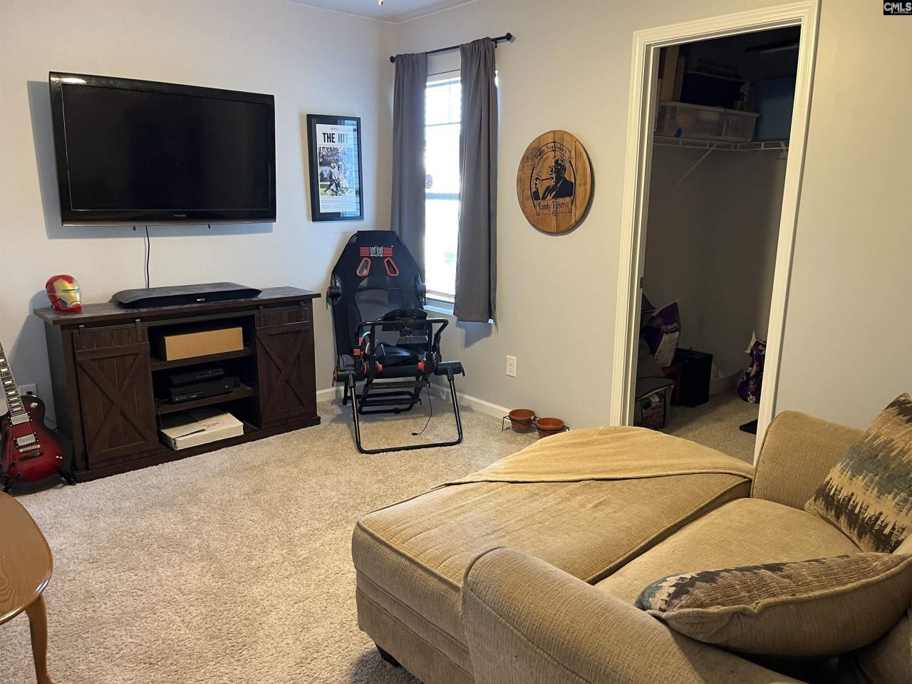 228 Bickley View Court Photo 37