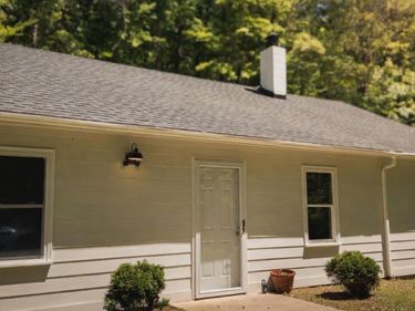 3189 JAMES RIVER RD, Howardsville, VA 24562