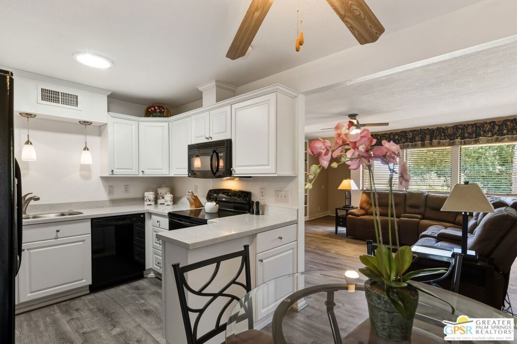 413 Bradshaw Lane, Unit 76, Palm Springs, CA 92262 Main Photo