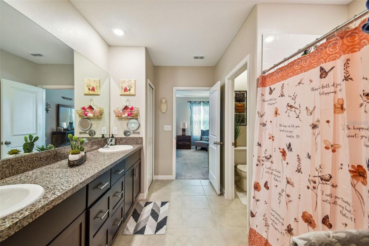 7021 King Creek Drive, Sun City Center, FL 33573 Photo