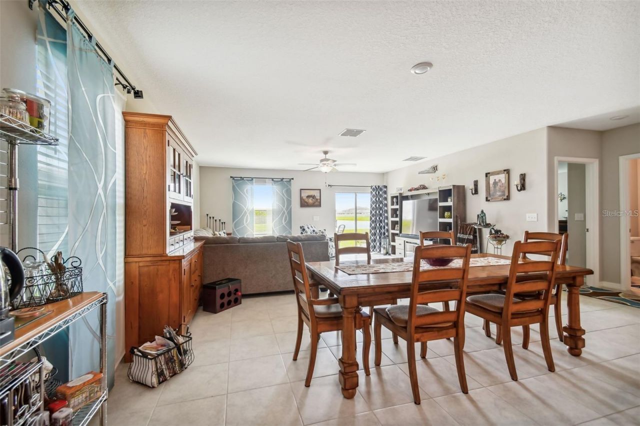 7021 King Creek Drive, Sun City Center, FL 33573 Photo