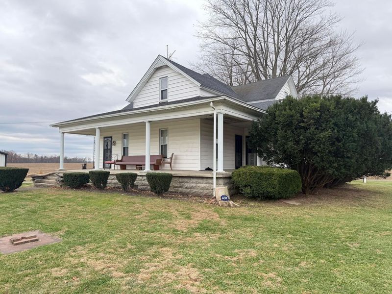 4790 Lancaster Thornville Road NE, Pleasantville, OH 43148 Photo 2