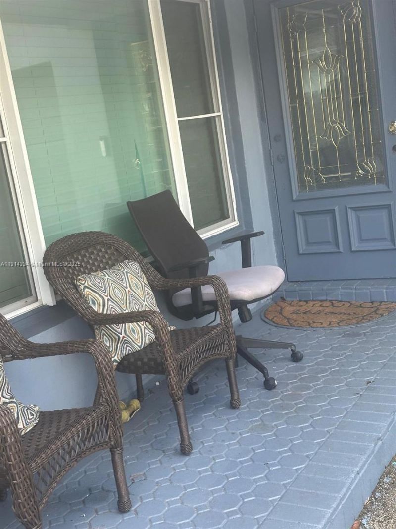 9530 Sunset Strip, Sunrise, FL 33322 Photo