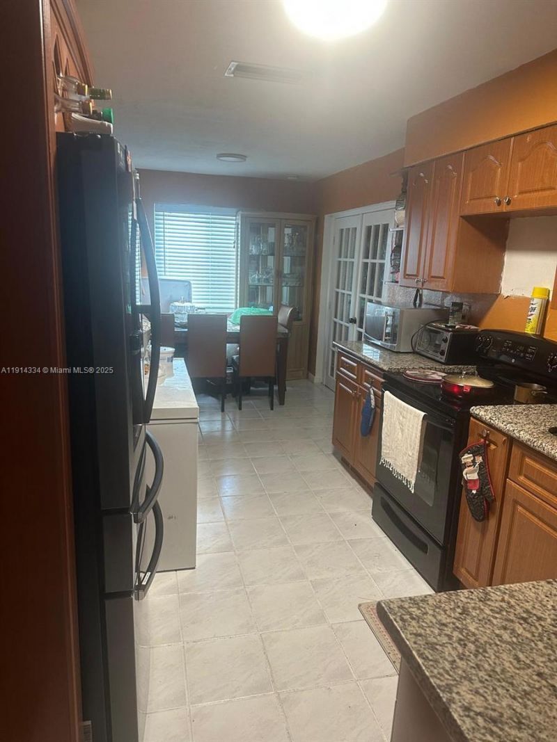 9530 Sunset Strip, Sunrise, FL 33322 Photo