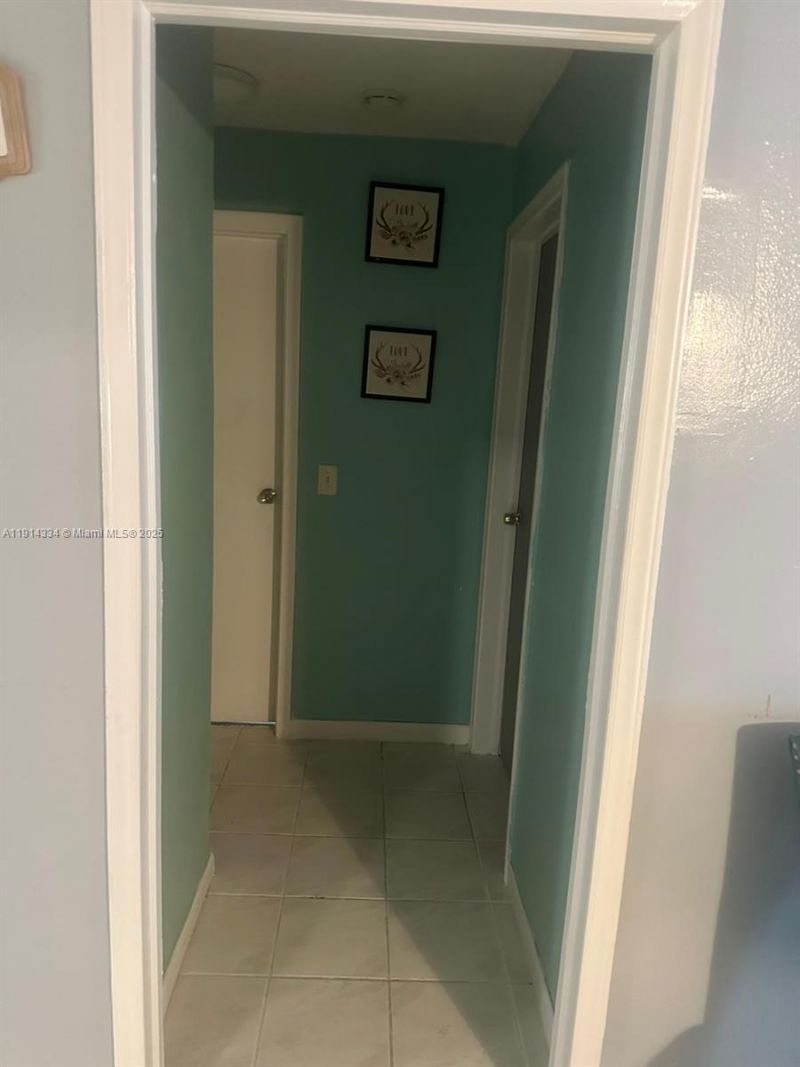 9530 Sunset Strip, Sunrise, FL 33322 Photo