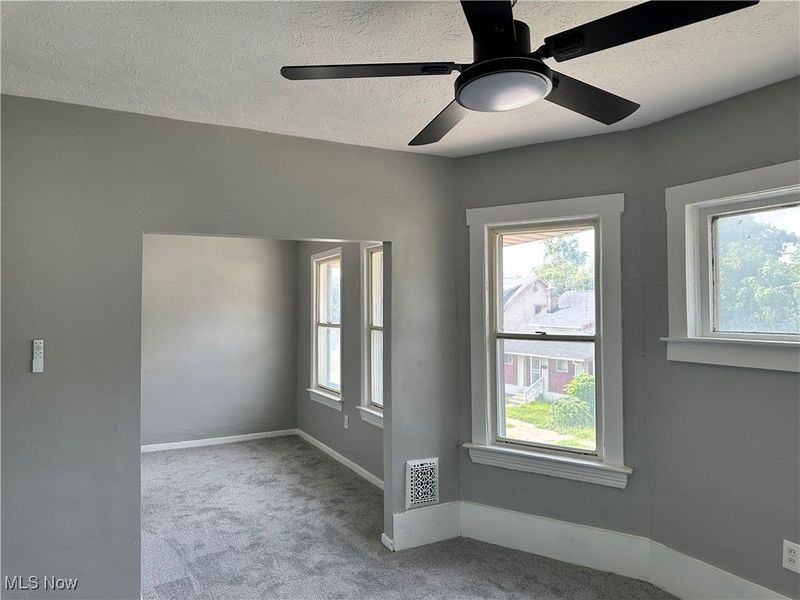 757 E 95th Street, Cleveland, OH 44108 Photo 11