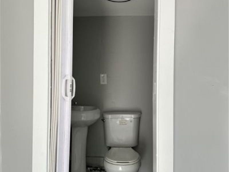 757 E 95th Street, Cleveland, OH 44108 Photo 13