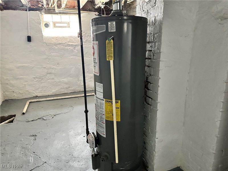 757 E 95th Street, Cleveland, OH 44108 Photo 20